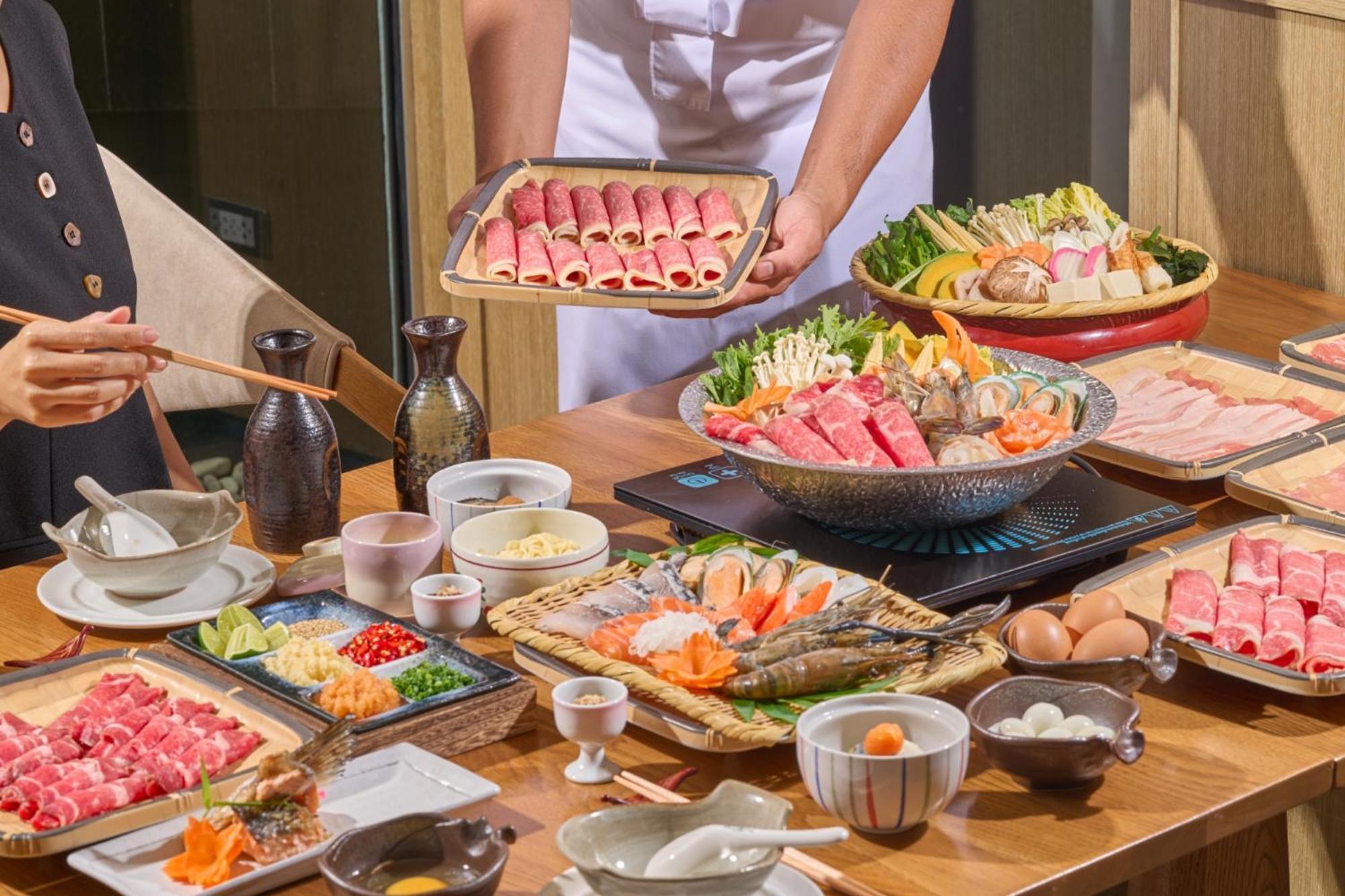 Hotel Nikko Bangkok Buitenkant foto A selection of ingredients for hot pot