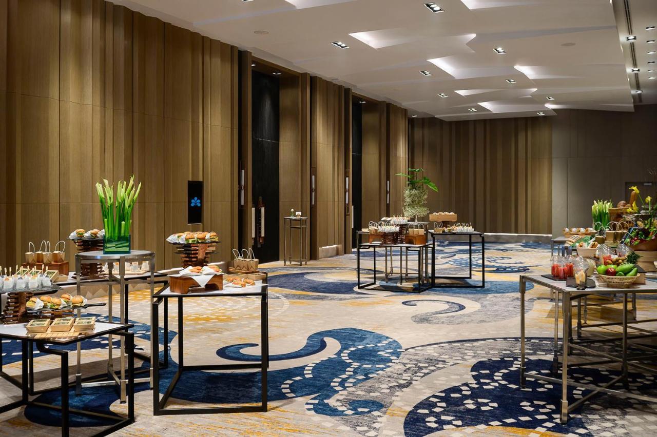 Hotel Nikko Bangkok Buitenkant foto The Grand Ballroom
